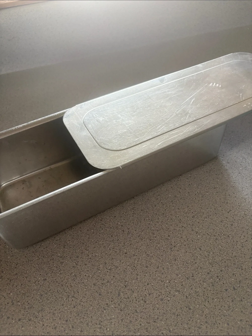 Vintage Mirro Bread Pan with Lid